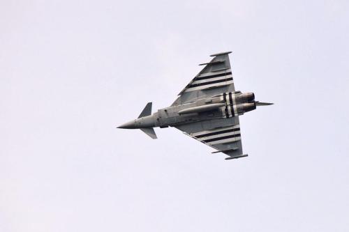 #AV075